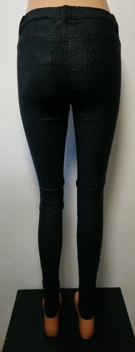 Dámske legínové džegíny s lesklým čiernym vzorom, xs