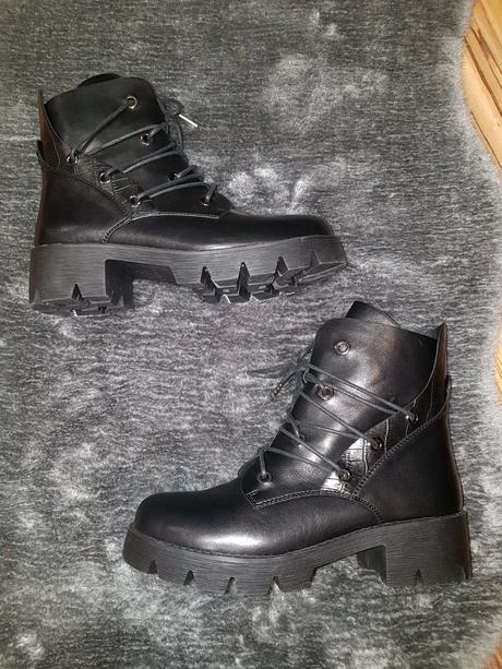 Topanky, reserved,40