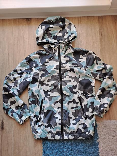 Vetrovka, reserved,146