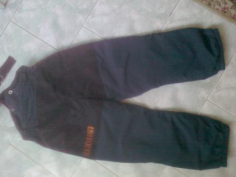Oteplene nepremokave3/4 nohavice traky, m