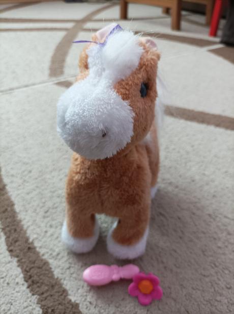 Koník furreal friends, 