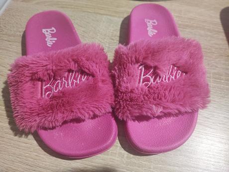Šľapky barbie, 33