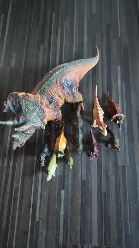 Sada dinosaurov, 