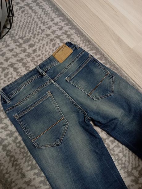 Chlapčenské rifle, takko,152