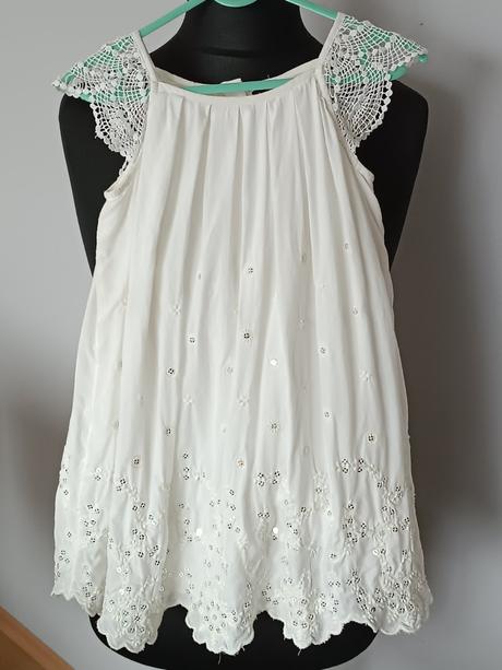 Flitrované šatôčky, 104