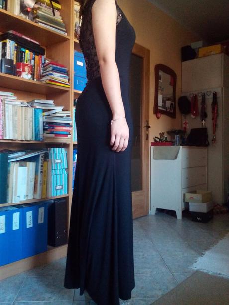 Spoločenské šaty, 40