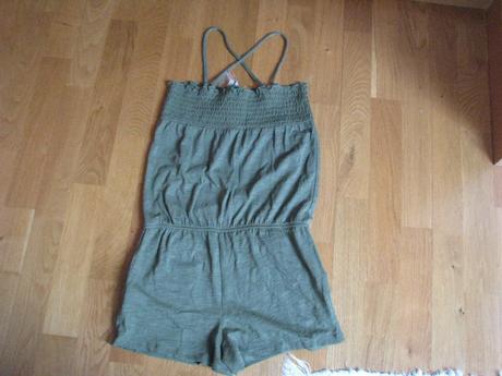 Benetton overal s výšivkou/nepoužívaný, benetton,152