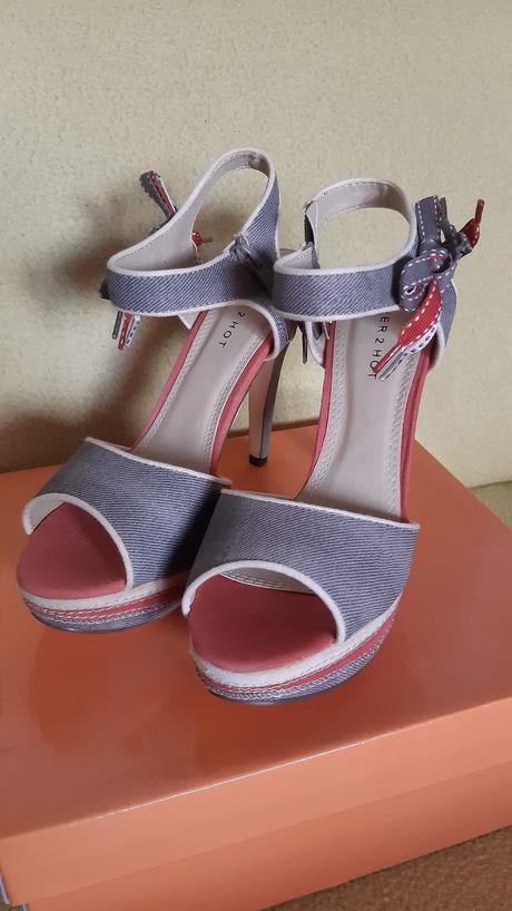 Predám dámske sandále na vysokom ooätku never 2 ho, 38