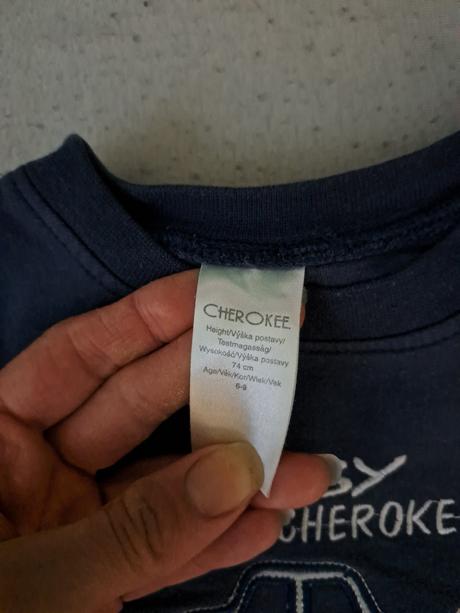 Modrá mikina s autom, cherokee,74