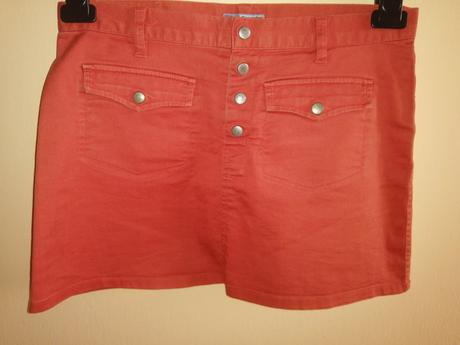 Dievčenská sukňa, 152