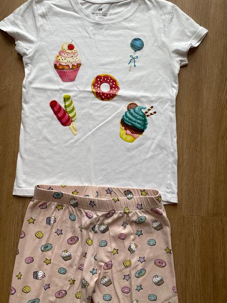 Pyzamko donut, reserved,122