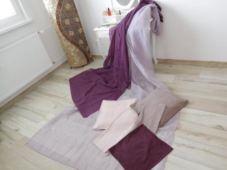 Borievkové záclony + vankúš 5x, v podobnom odtieni, 