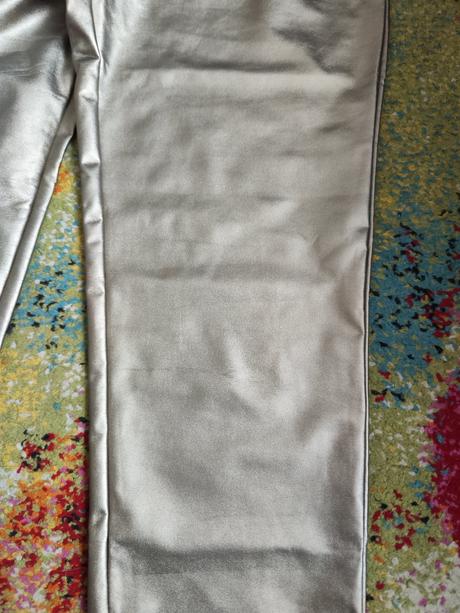 Hrubé legíny, takko,164