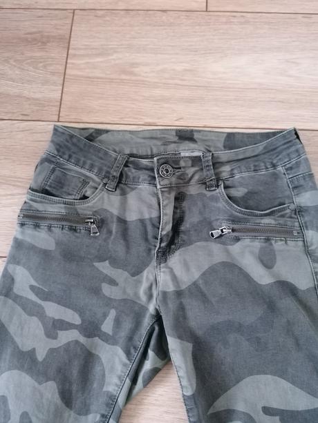 Maskáčové rifle, s