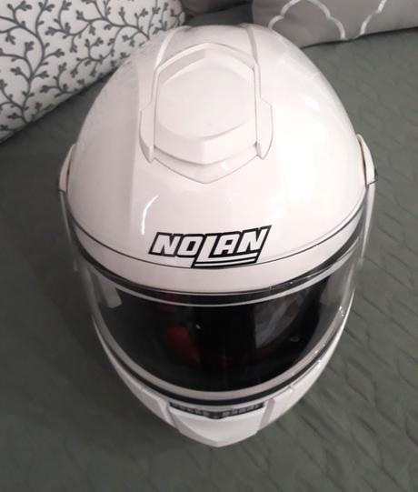 Predám dámsku motorkársku prilbu zn.nolan "s", 