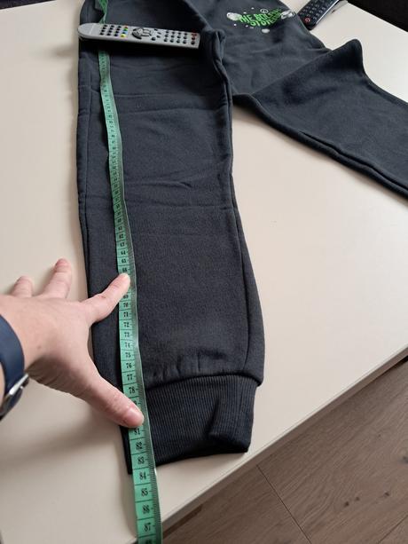 Tepláky h&m v.140, h&m,140 / 146