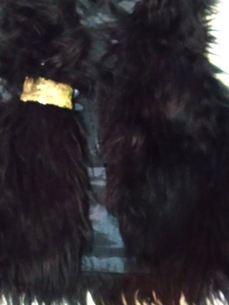 Chlpaňa  vesta, 128