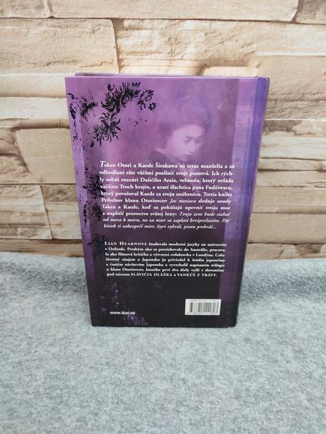 Jas mesiaca - lian hearnová, 