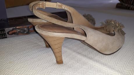 Kožené lodičky z kolekcie cindy crawford, 41