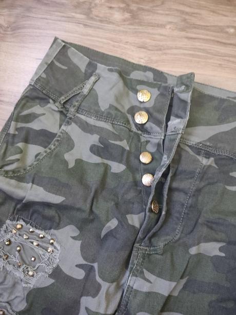 Maskacove nohavice, 40