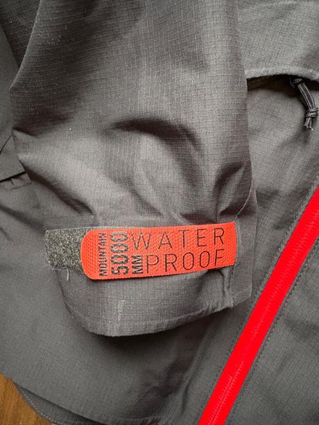 Vodeodolna bunda prechodná, quechua,158