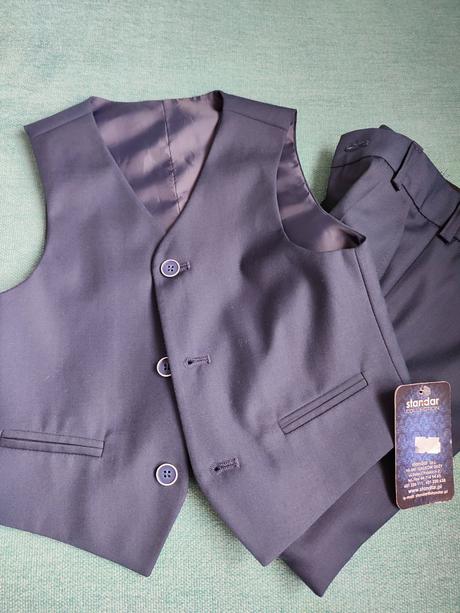 Oblekové nohavice a vesta, 98