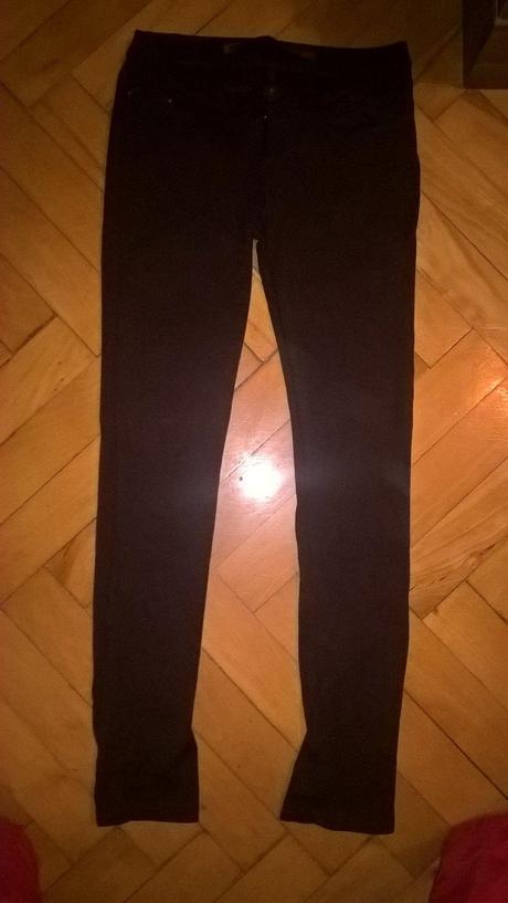 Leginove nohavice, 36