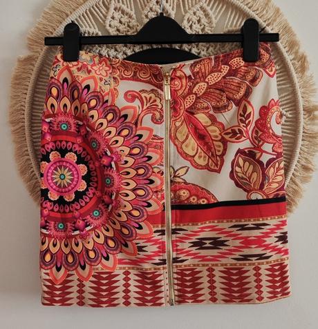 Vzorovaná sukňa, s