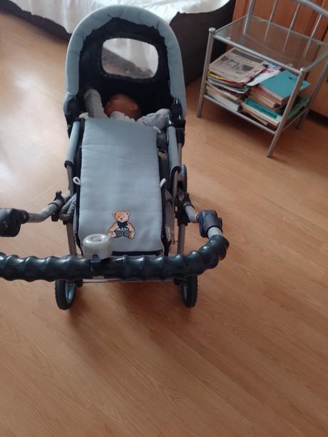 Detský kočárik,