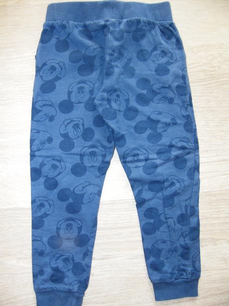 Mickey tepláky, disney,104