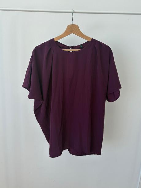 Benetton top, benetton,m
