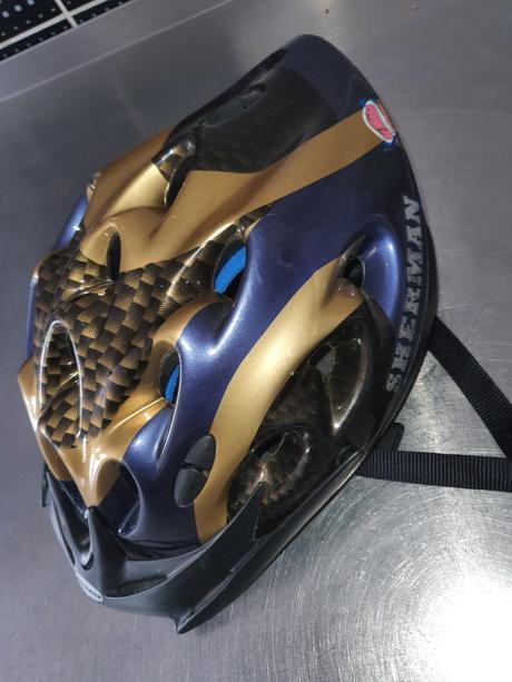 Pánska cyklo prilba, l