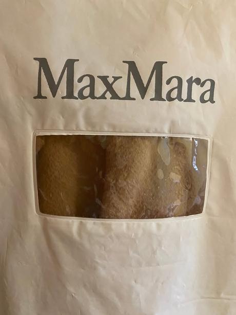 Elegantný vlnený kabát max mara č.42 a rukavice, 42