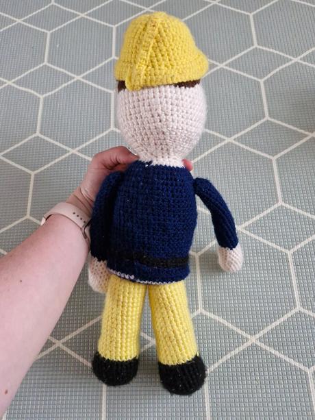 Požiarnik sam - háčkovaný, 