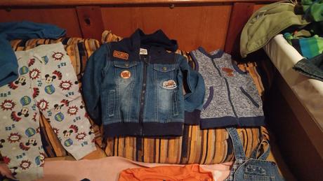 Mix oblečenia, 86–98