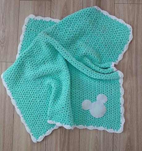 Handmade hačkovaná deka, 