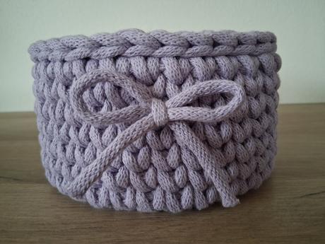 Háčkovaný košík, 