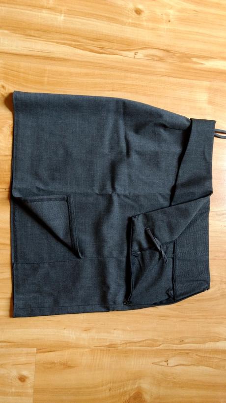 Elegantná suknička, s