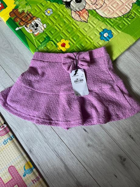 Sukňokraťasy, gate,104