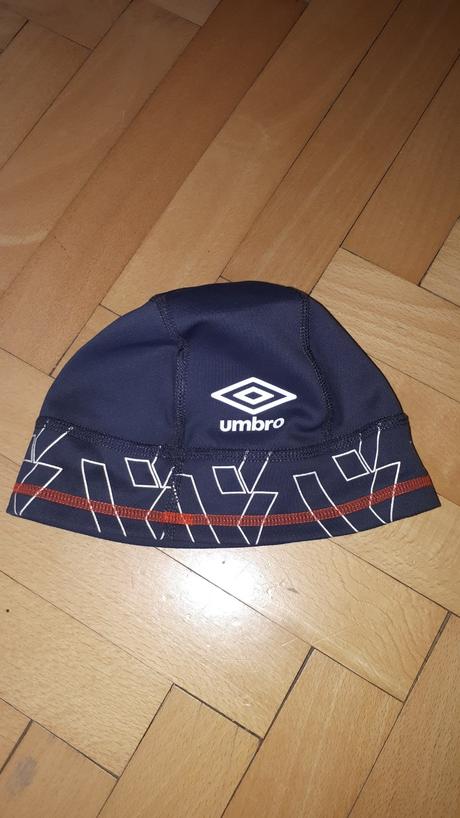 Športová čiapka, umbro
