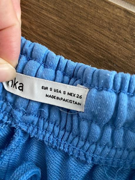 Modré kratase, bershka,s