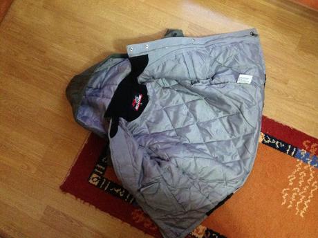 Zimušná vetrovka, 128