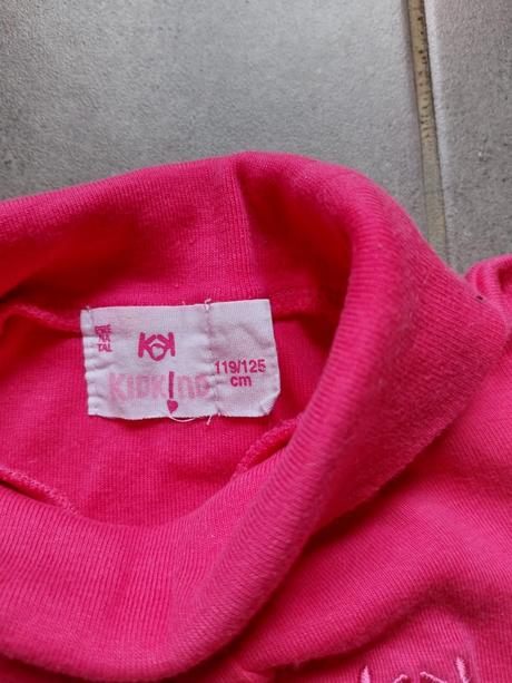 Ružový rolák, 122