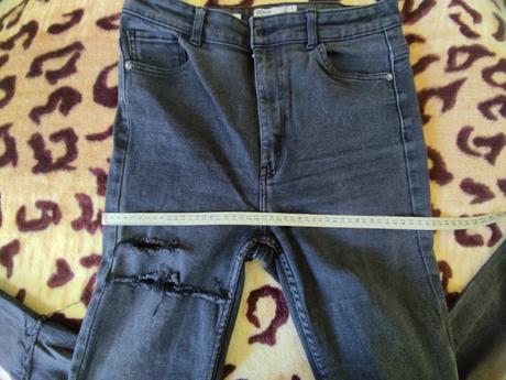 Cierne elasticke rifle berska, vlasna uprava., bershka,42