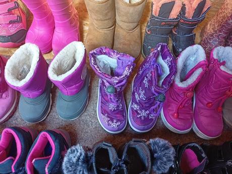 Dievčenské topanky, rozne velkosti, od 21-28, 24