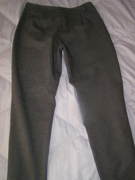 Teplé nohavice, 158