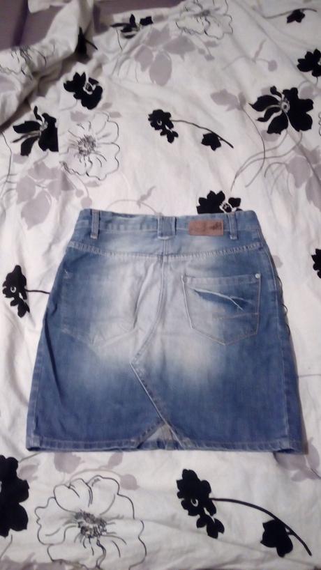 Damska riflova sukna, 28