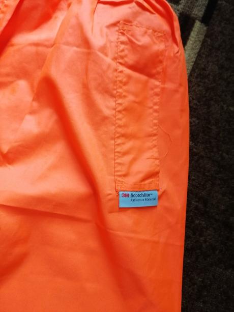 Nepremokavé reflexné nohavice, 