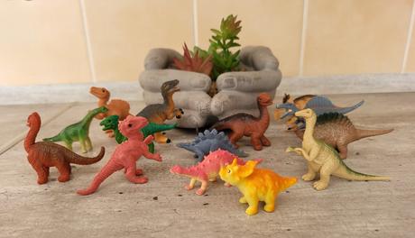 Dinosaury  - 14 kusov, 