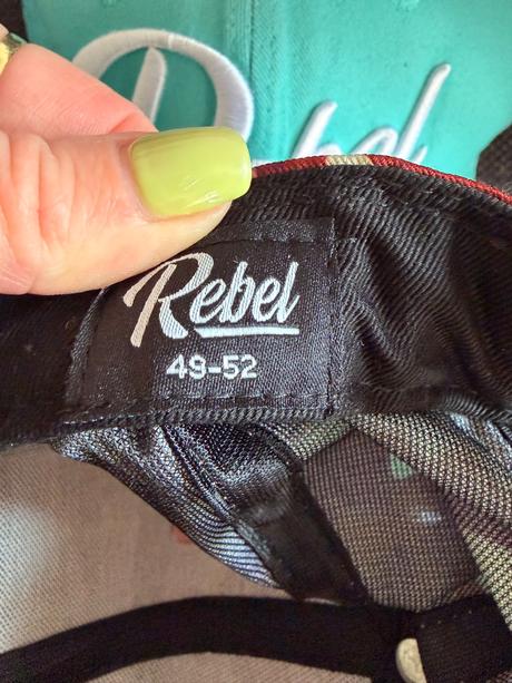 Šiltovky, rebel kids,56